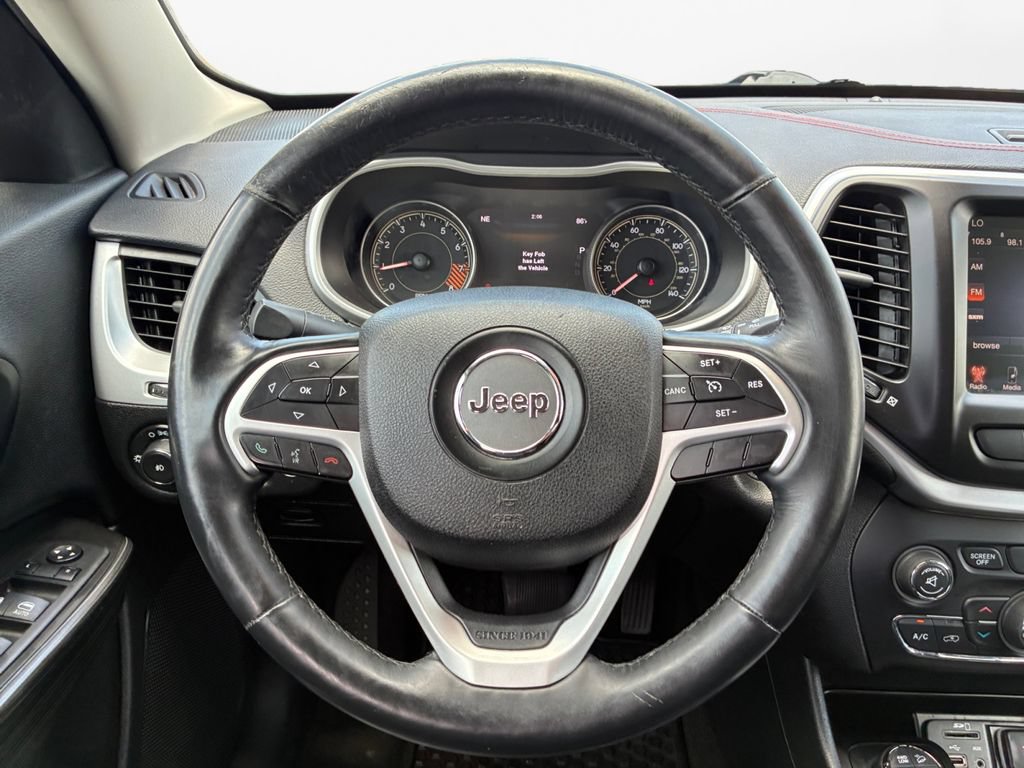 Used 2014 Jeep Cherokee Trailhawk w/ Comfort/Convenience Group AWD/4WD image 21