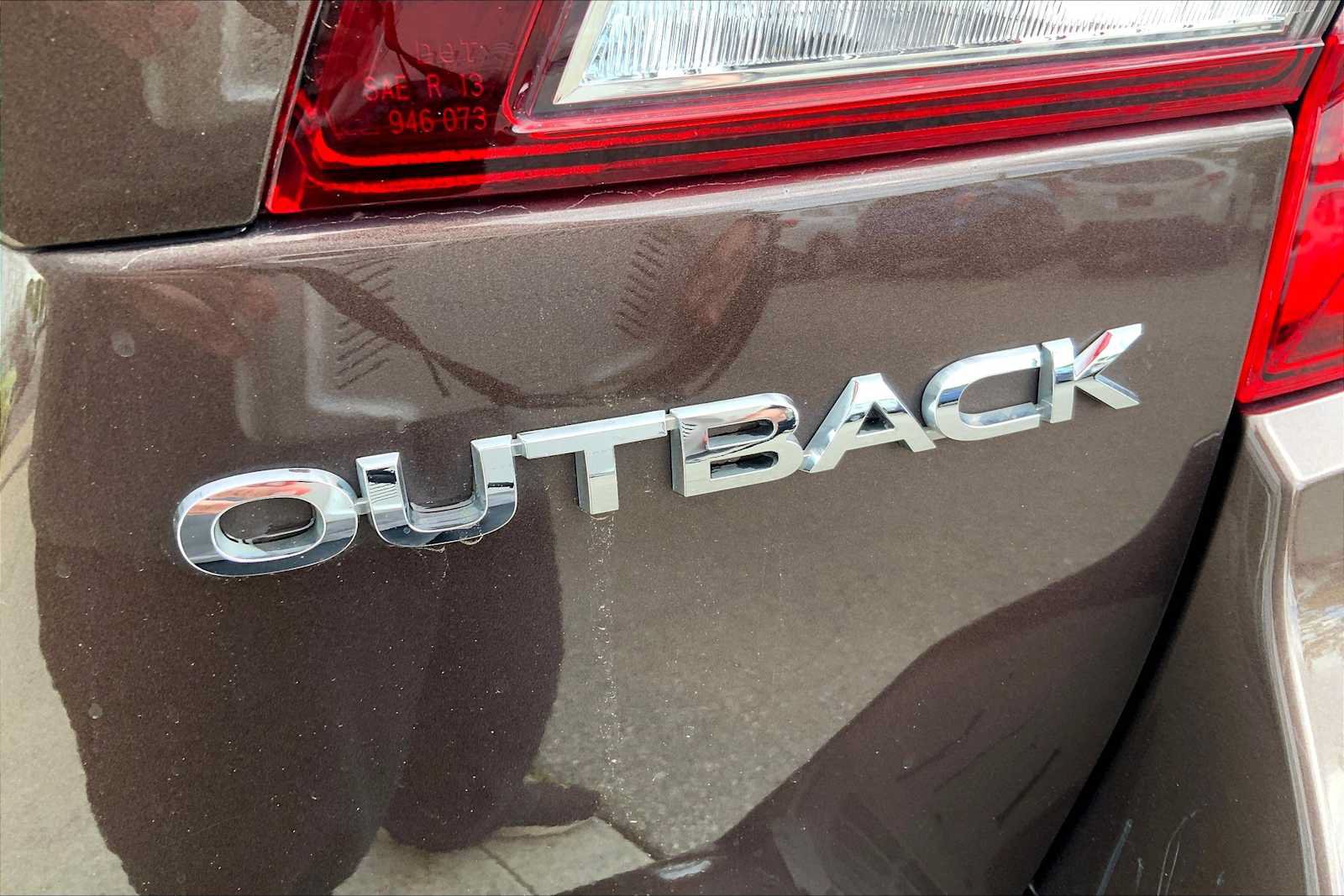 Used 2019 Subaru Outback 2.5i AWD/4WD image 10