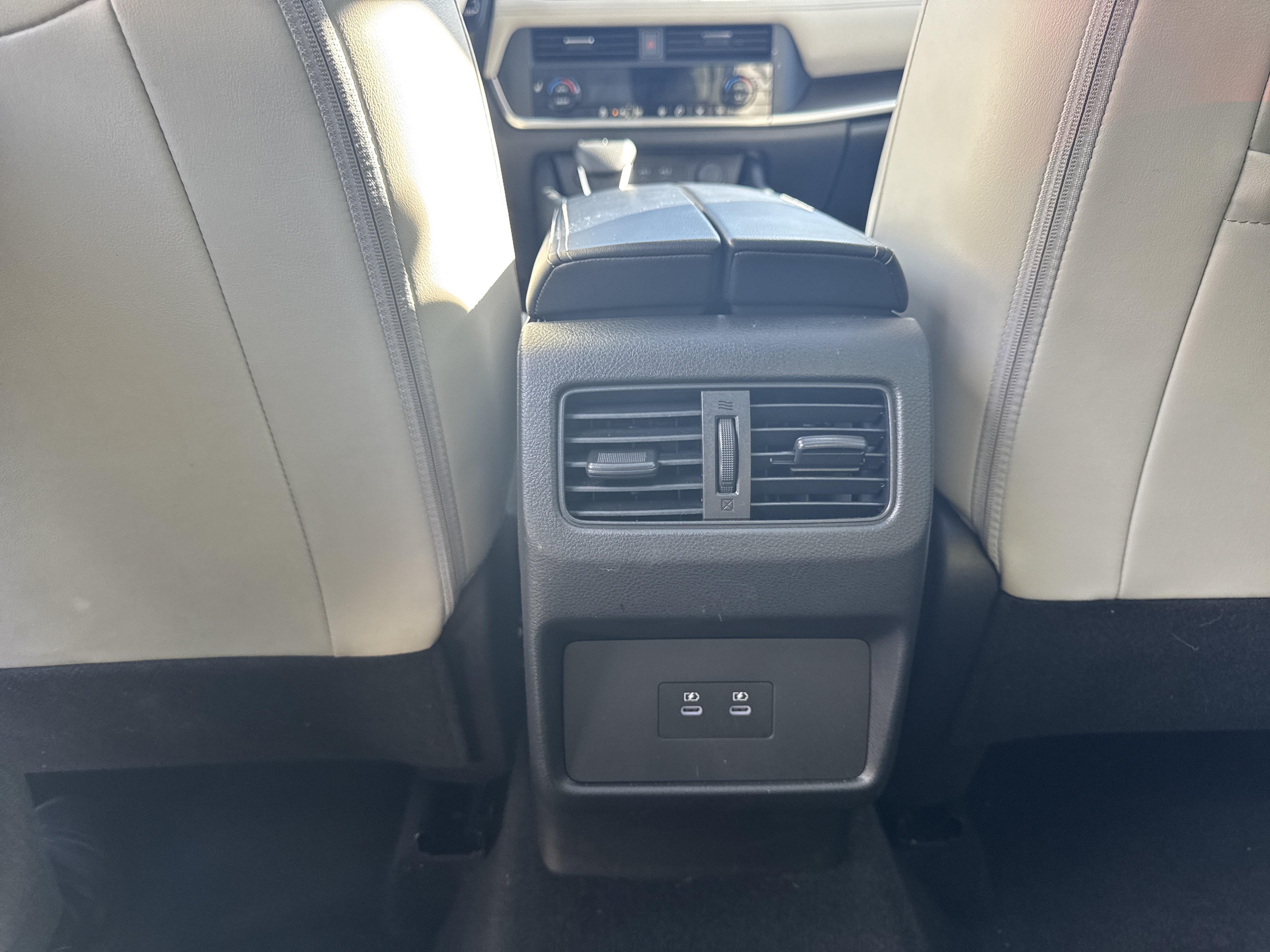 Used 2024 Nissan Rogue SV w/ SV Premium Package AWD/4WD image 21
