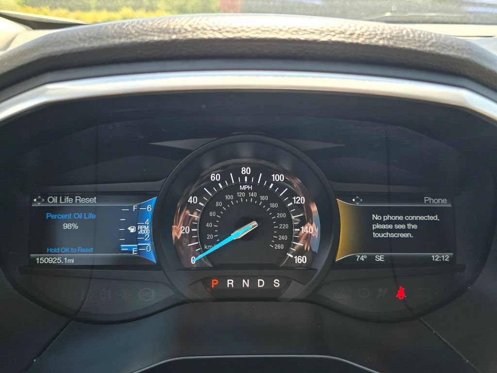 Used 2016 Ford Edge Titanium w/ Technology Package AWD/4WD image 23