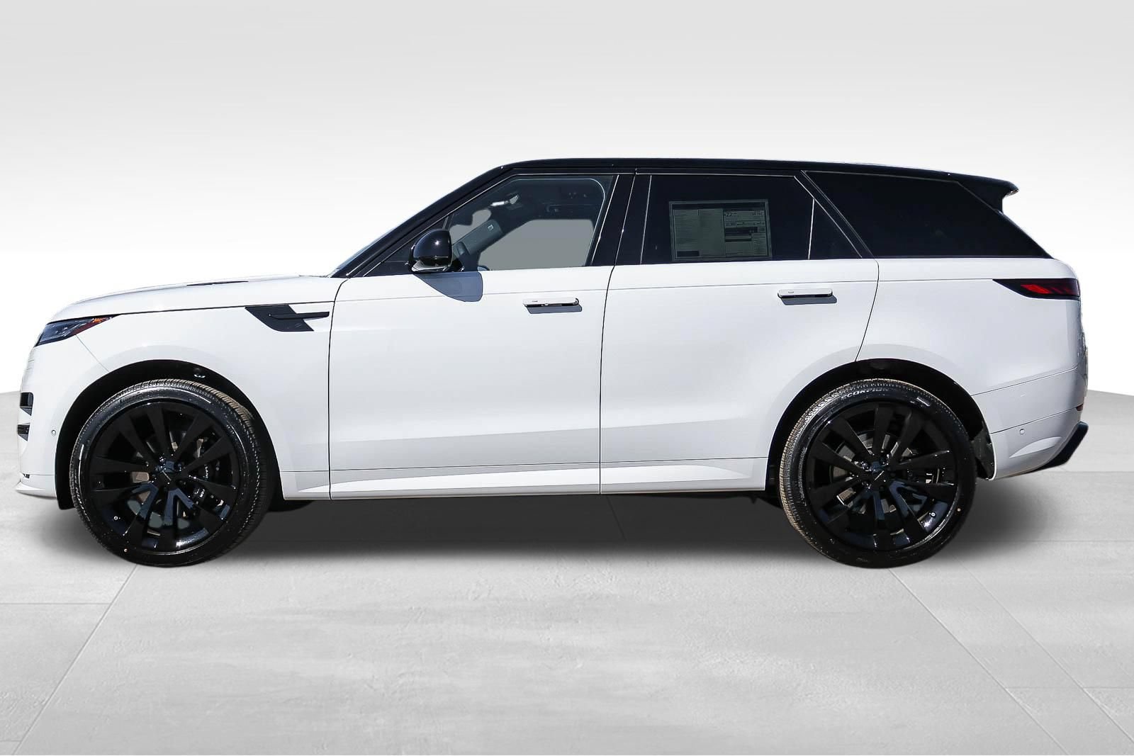 New 2026 Land Rover Range Rover Sport Dynamic SE AWD/4WD image 8