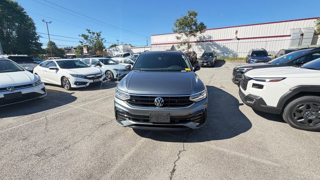 Used 2023 Volkswagen Tiguan SE R-Line FWD video 2