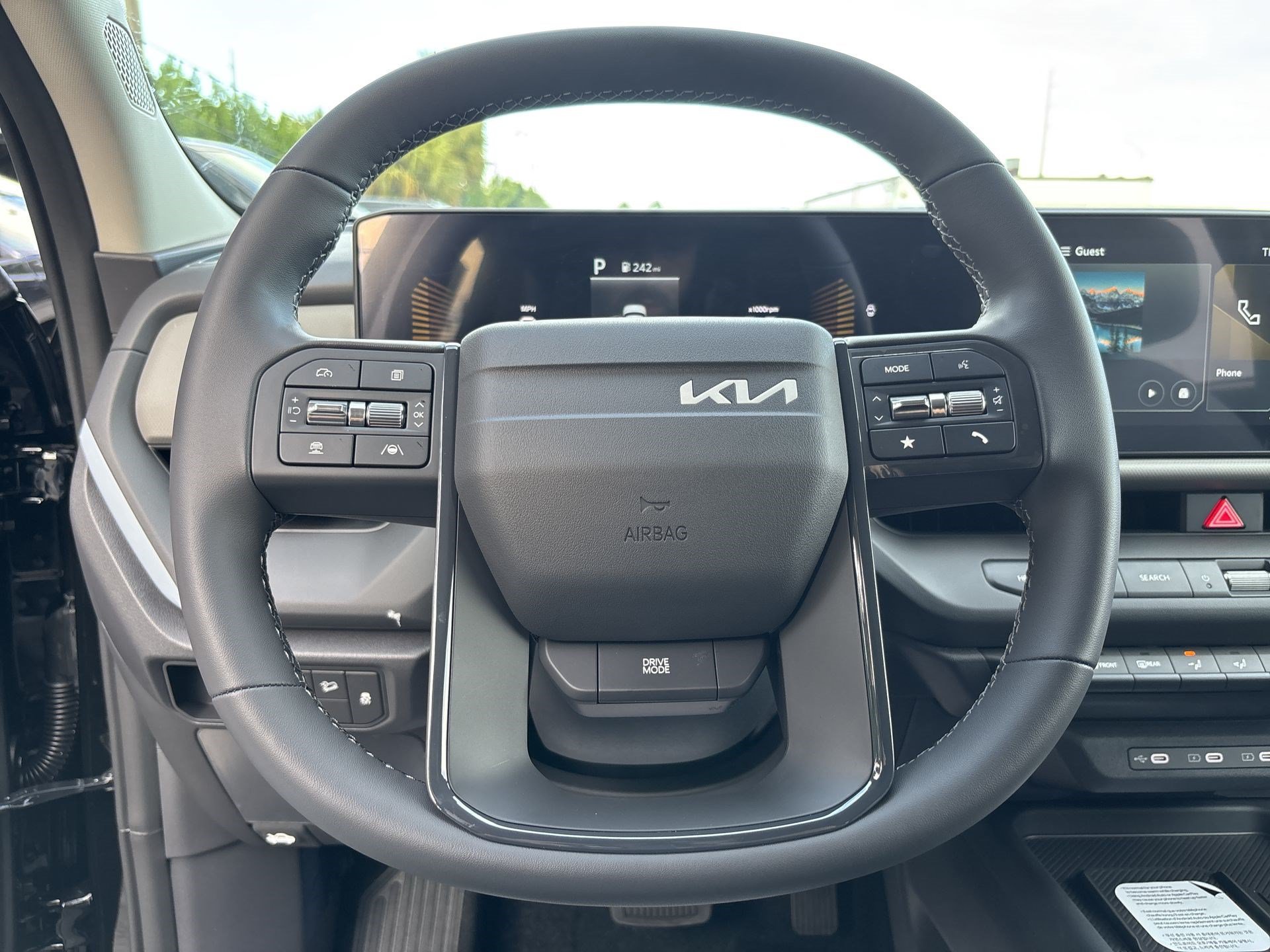 New 2027 Kia Seltos S FWD image 13