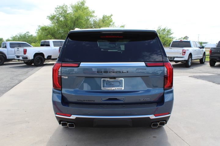 New 2026 GMC Yukon XL Denali w/ Denali Reserve Package AWD/4WD image 4