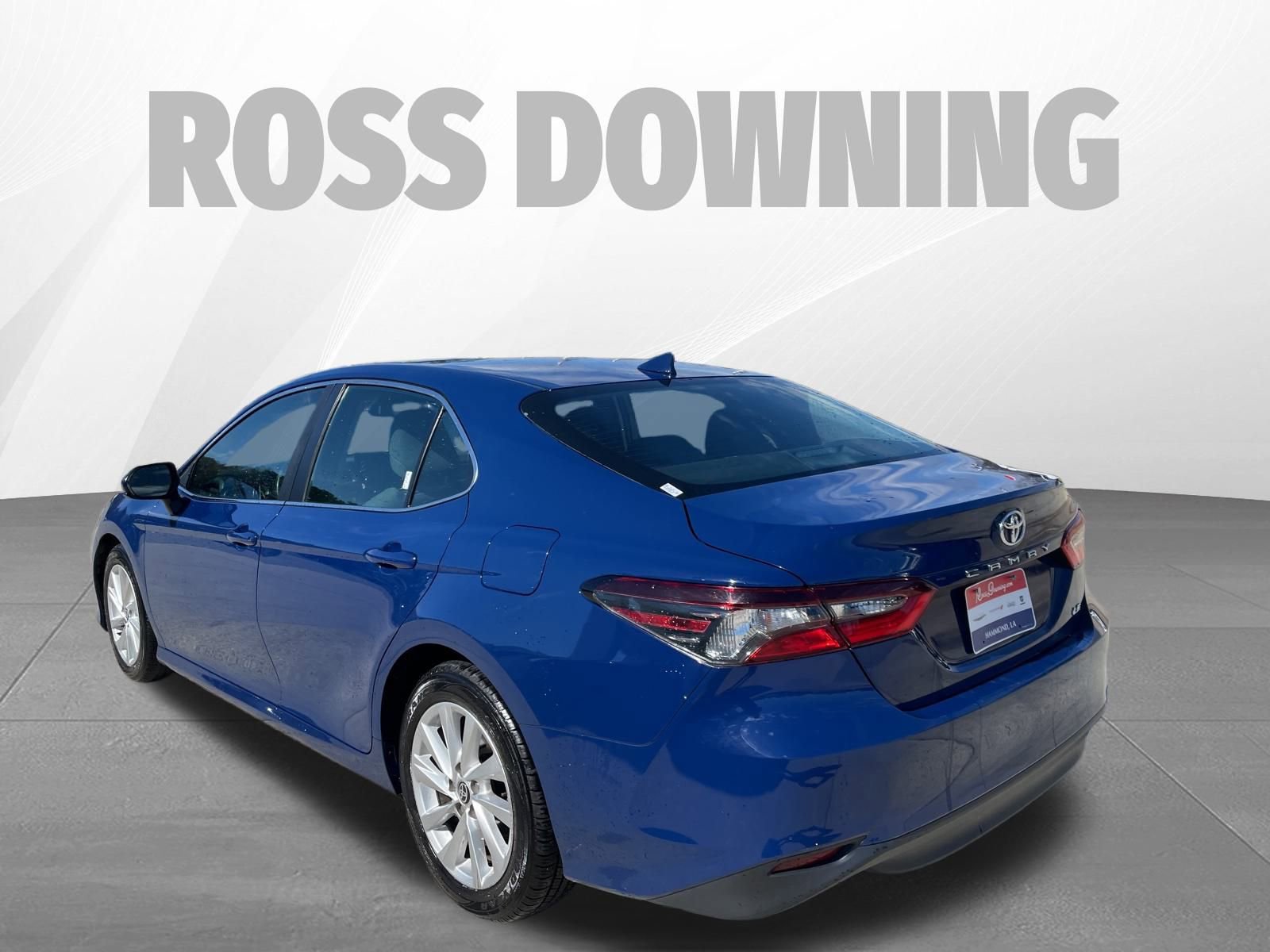 Used 2023 Toyota Camry LE image 6