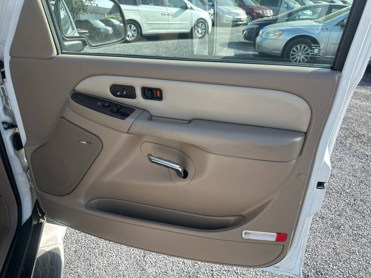 Used 2006 GMC Yukon XL Denali AWD/4WD image 9