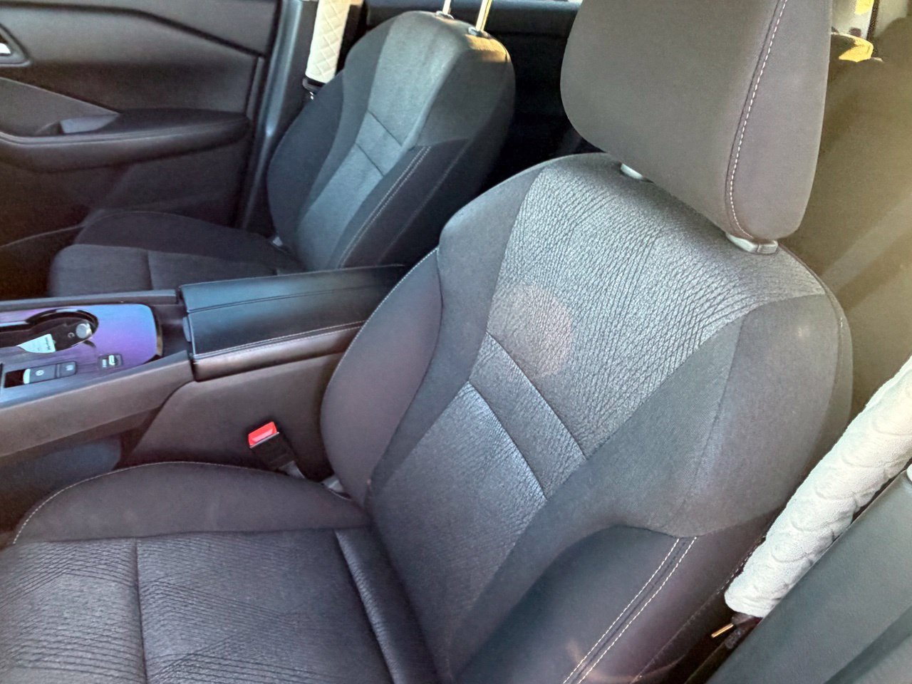 Certified 2024 Nissan Rogue SV FWD image 26
