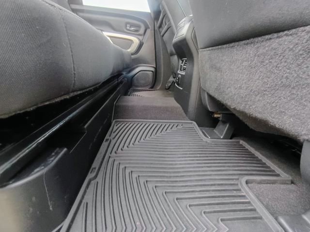 Used 2016 Nissan Titan SV AWD/4WD image 59