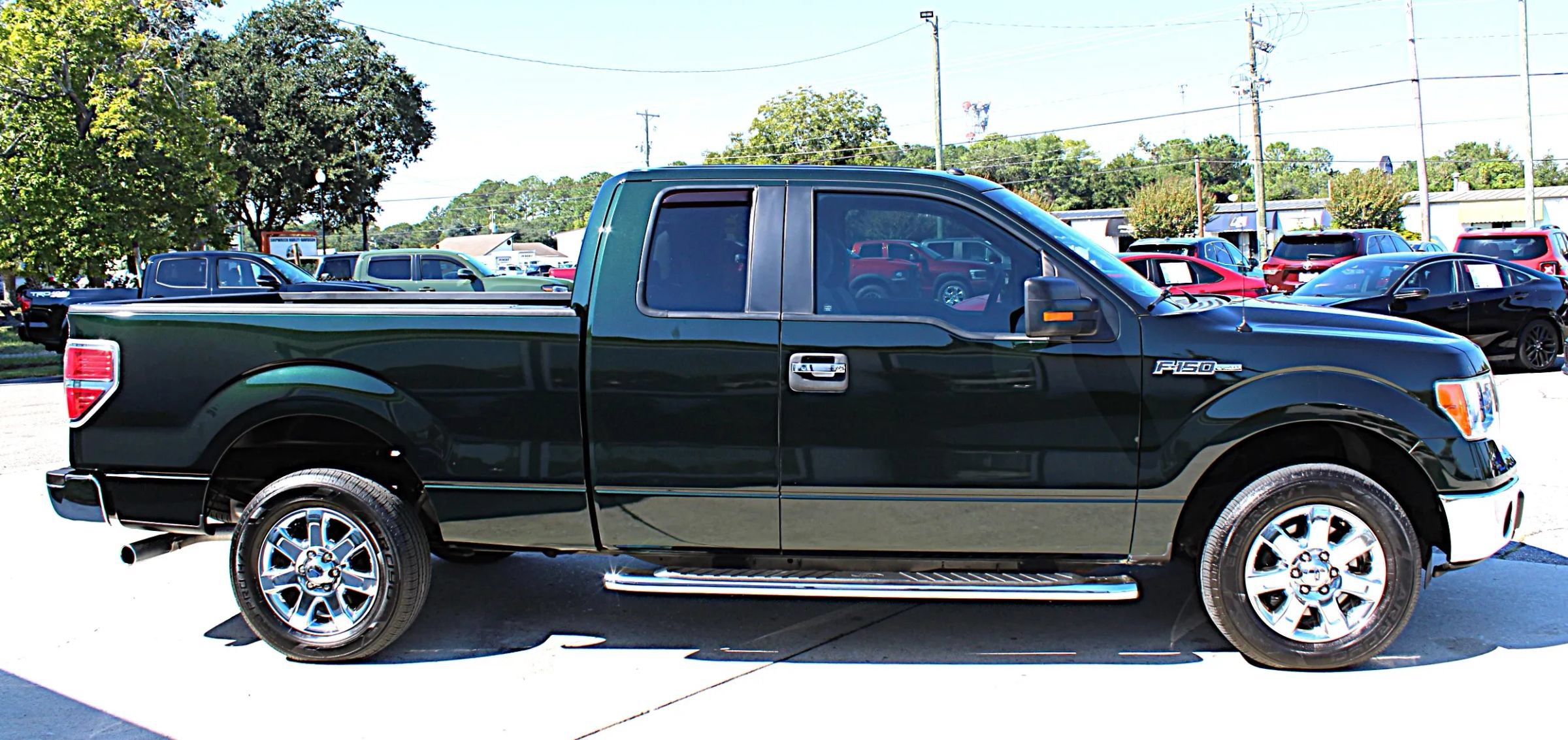 Used 2014 Ford F150 XLT w/ XLT Chrome Package RWD image 6