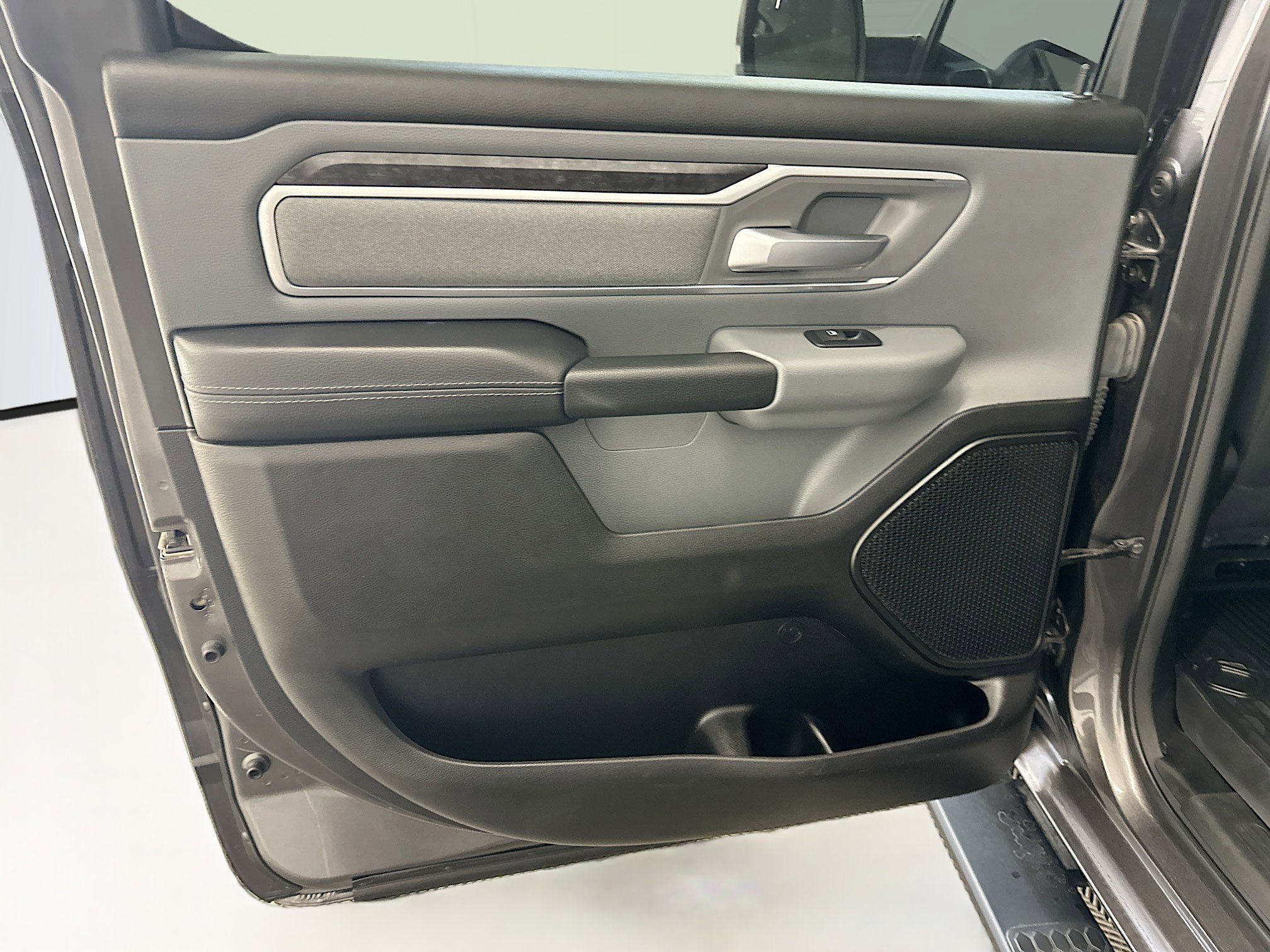 Used 2022 RAM 1500 Big Horn image 26