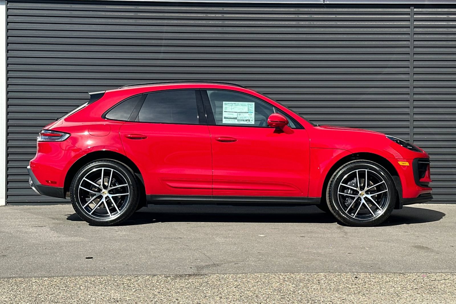 New 2026 Porsche Macan AWD/4WD image 9