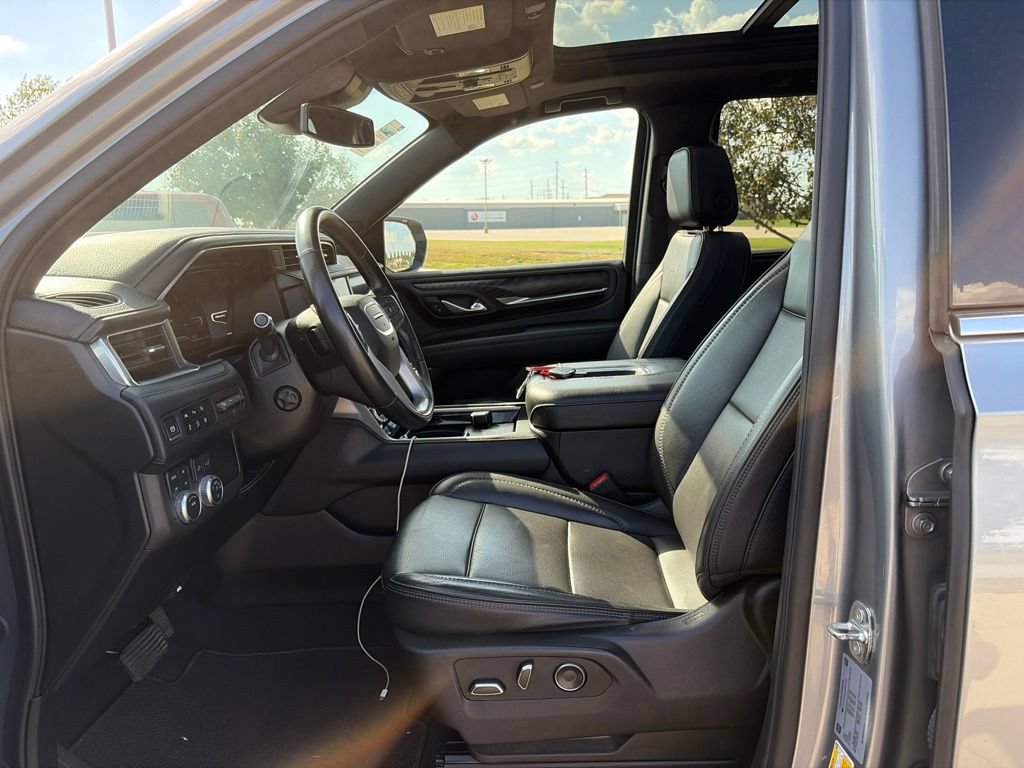 Used 2023 GMC Yukon Denali AWD/4WD image 55