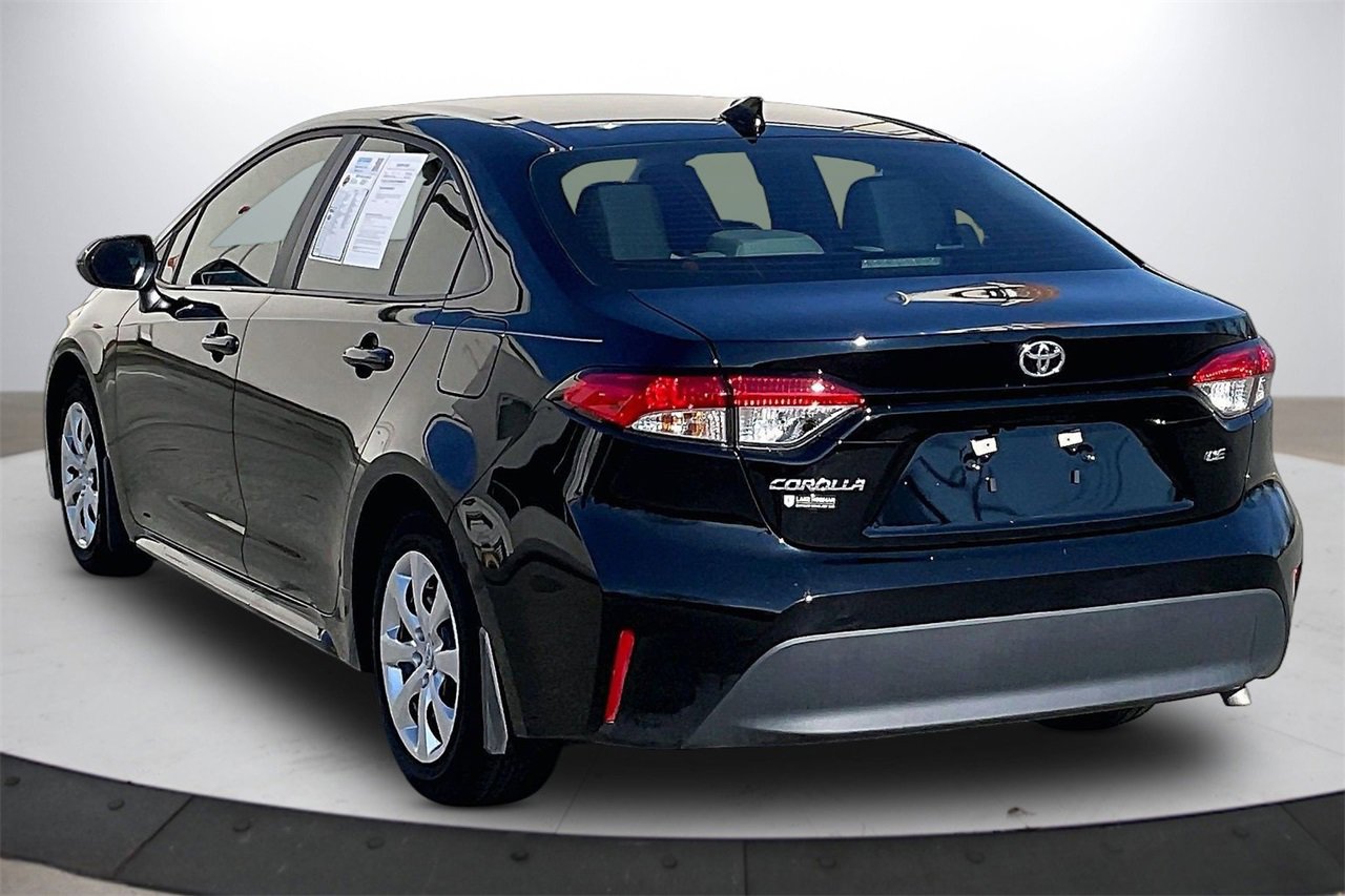 Used 2025 Toyota Corolla LE image 7
