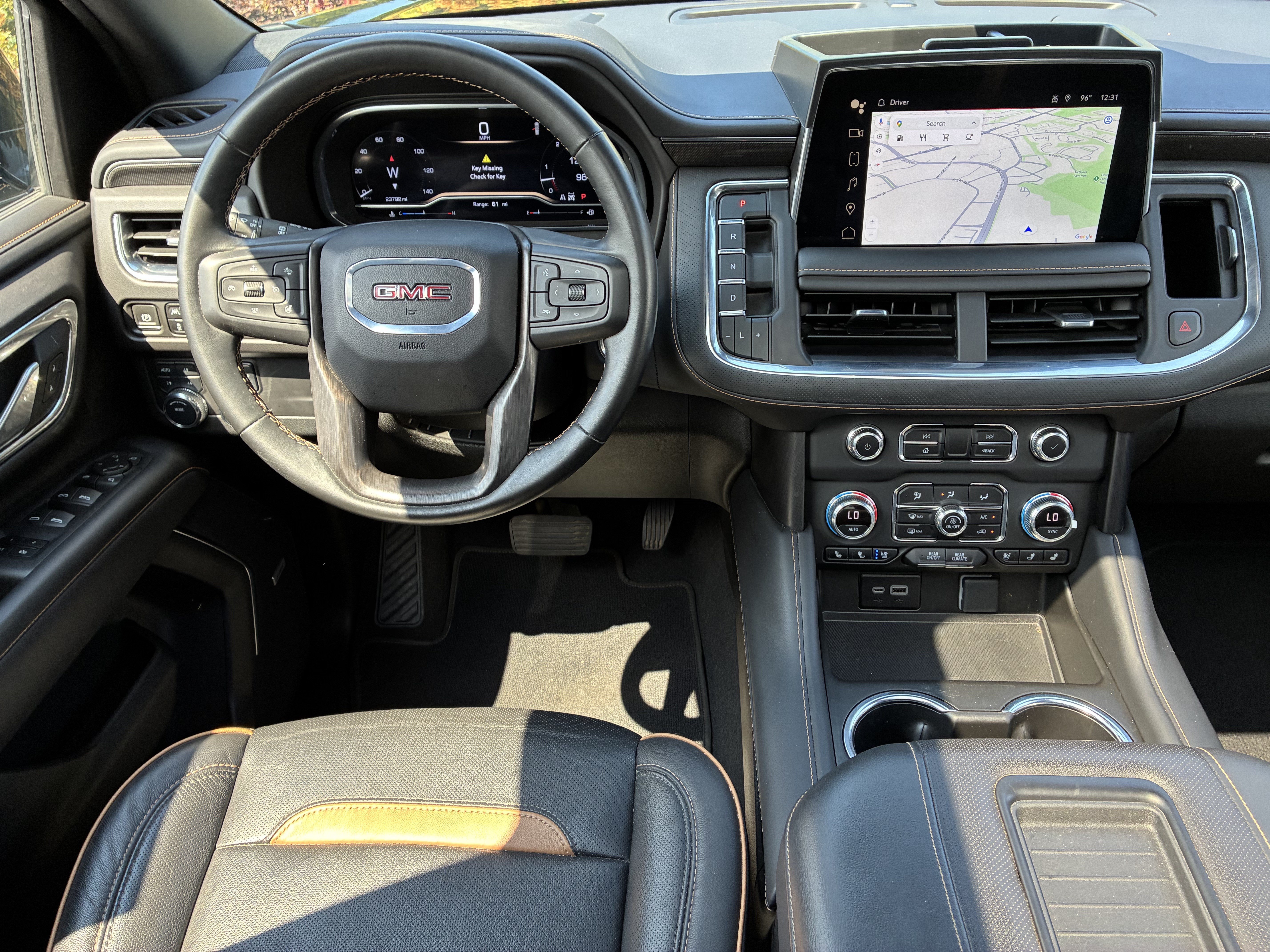 Used 2024 GMC Yukon AT4 AWD/4WD image 24