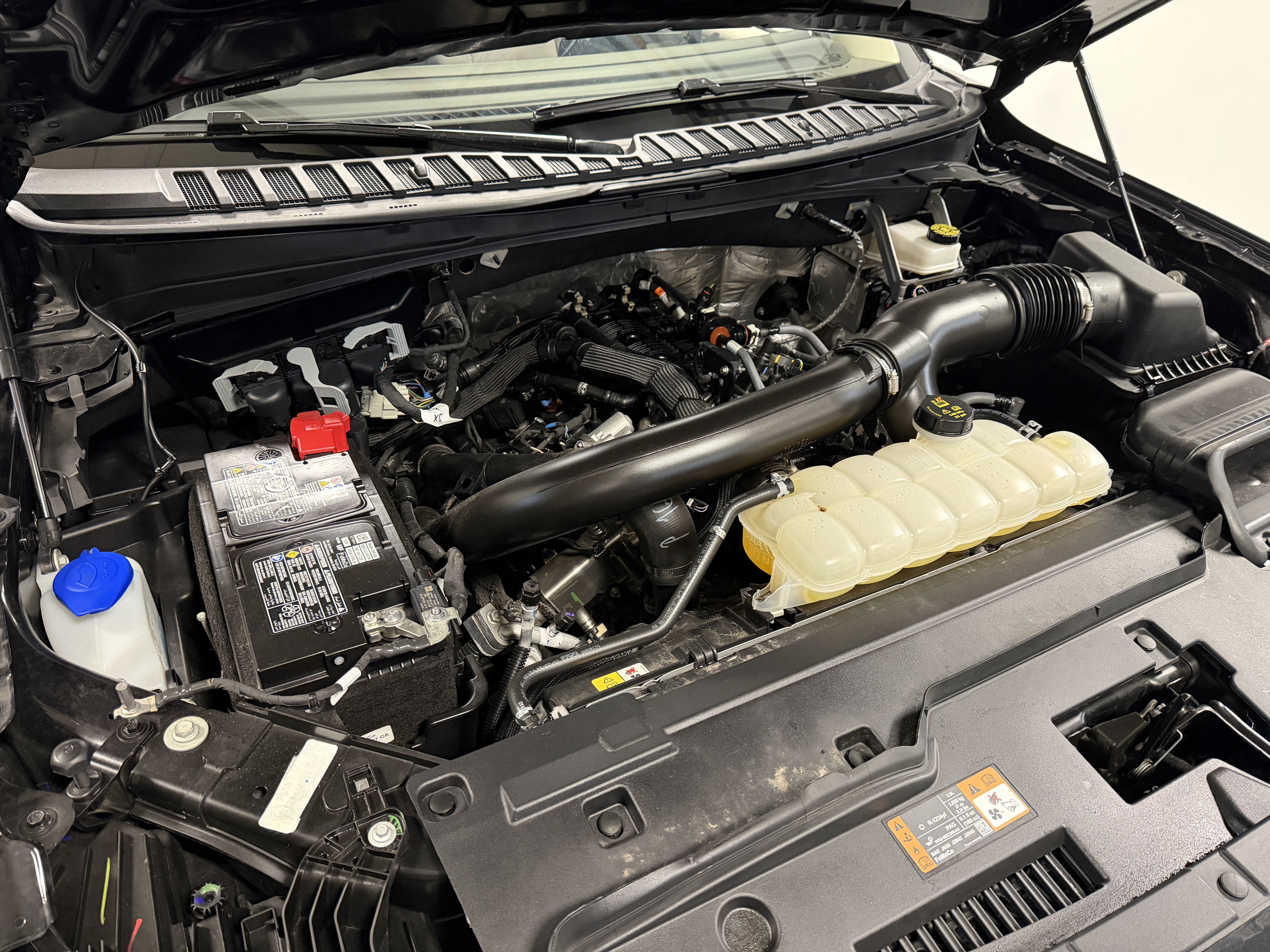 Used 2025 Lincoln Navigator Reserve image 37