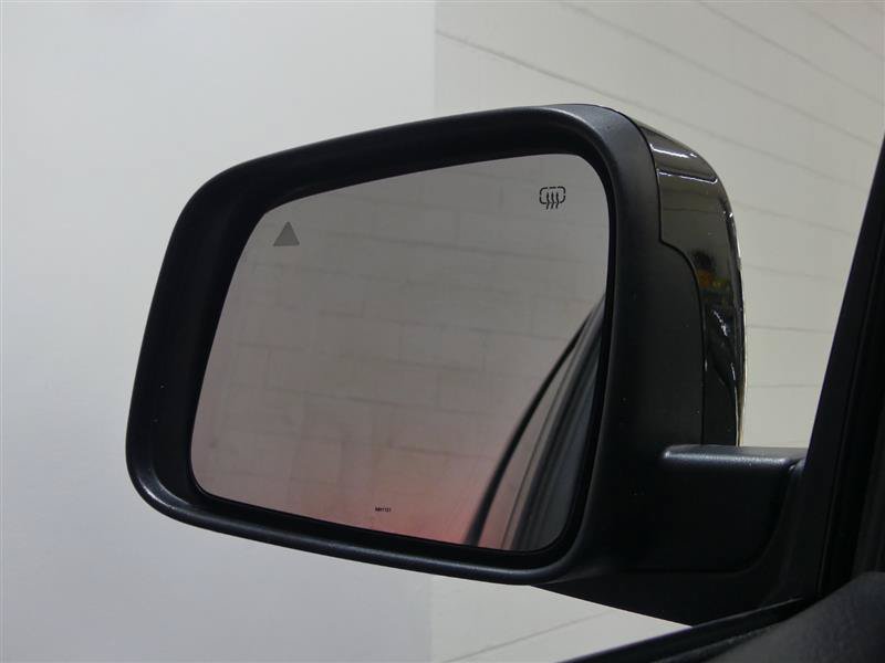 Used 2022 Dodge Durango SXT AWD/4WD image 14