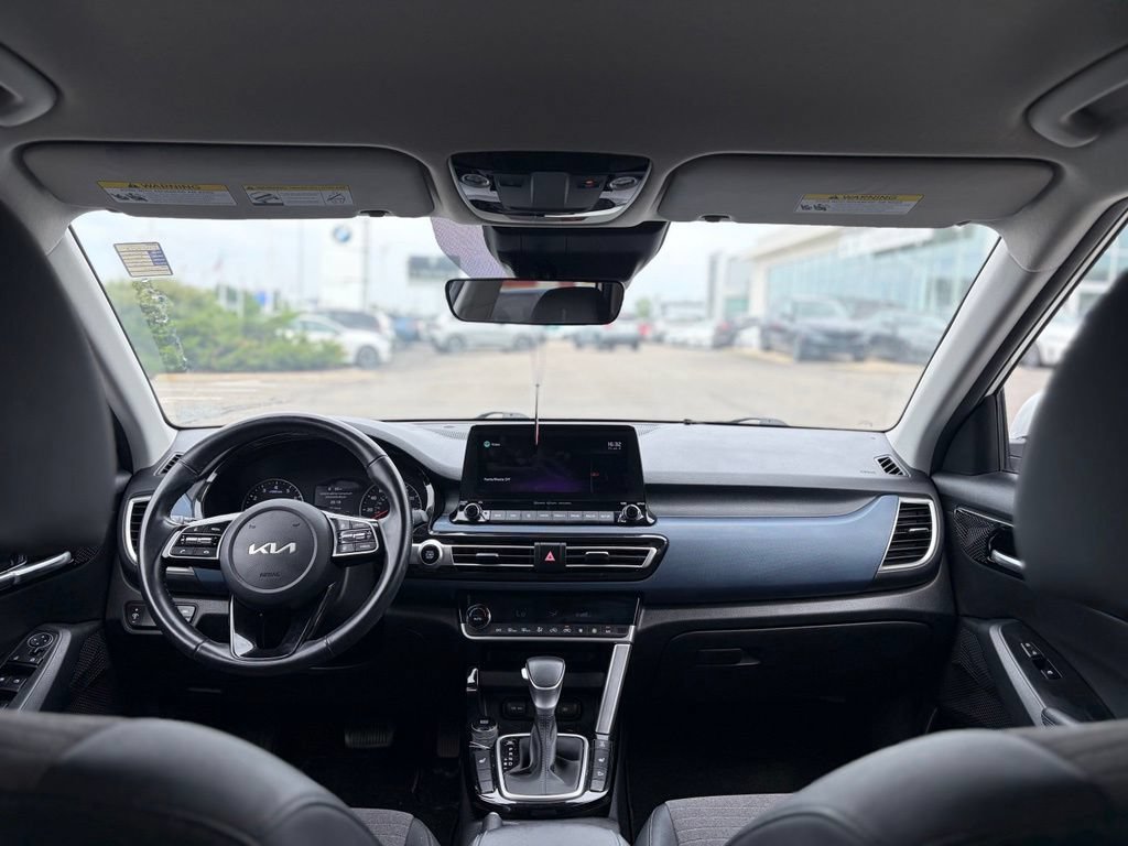 Used 2022 Kia Seltos Nightfall Edition AWD/4WD image 14
