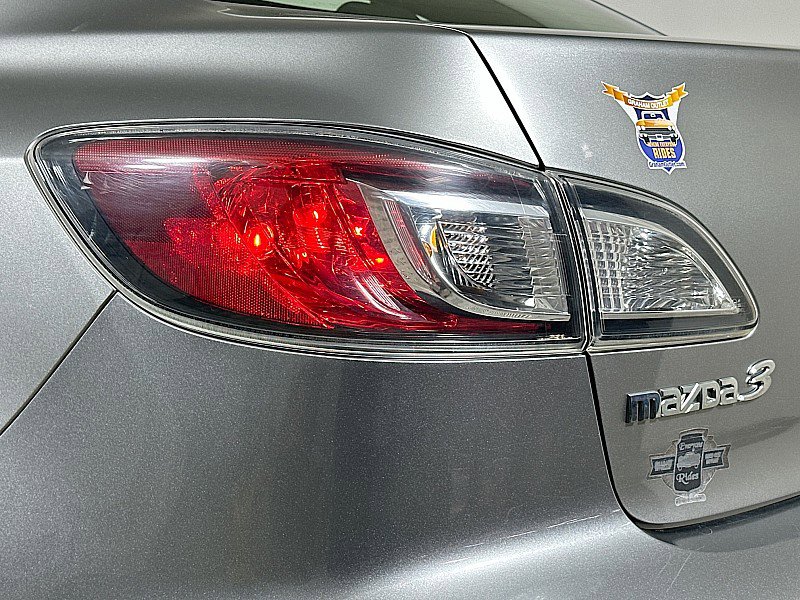 Used 2012 MAZDA MAZDA3 i Grand Touring image 24