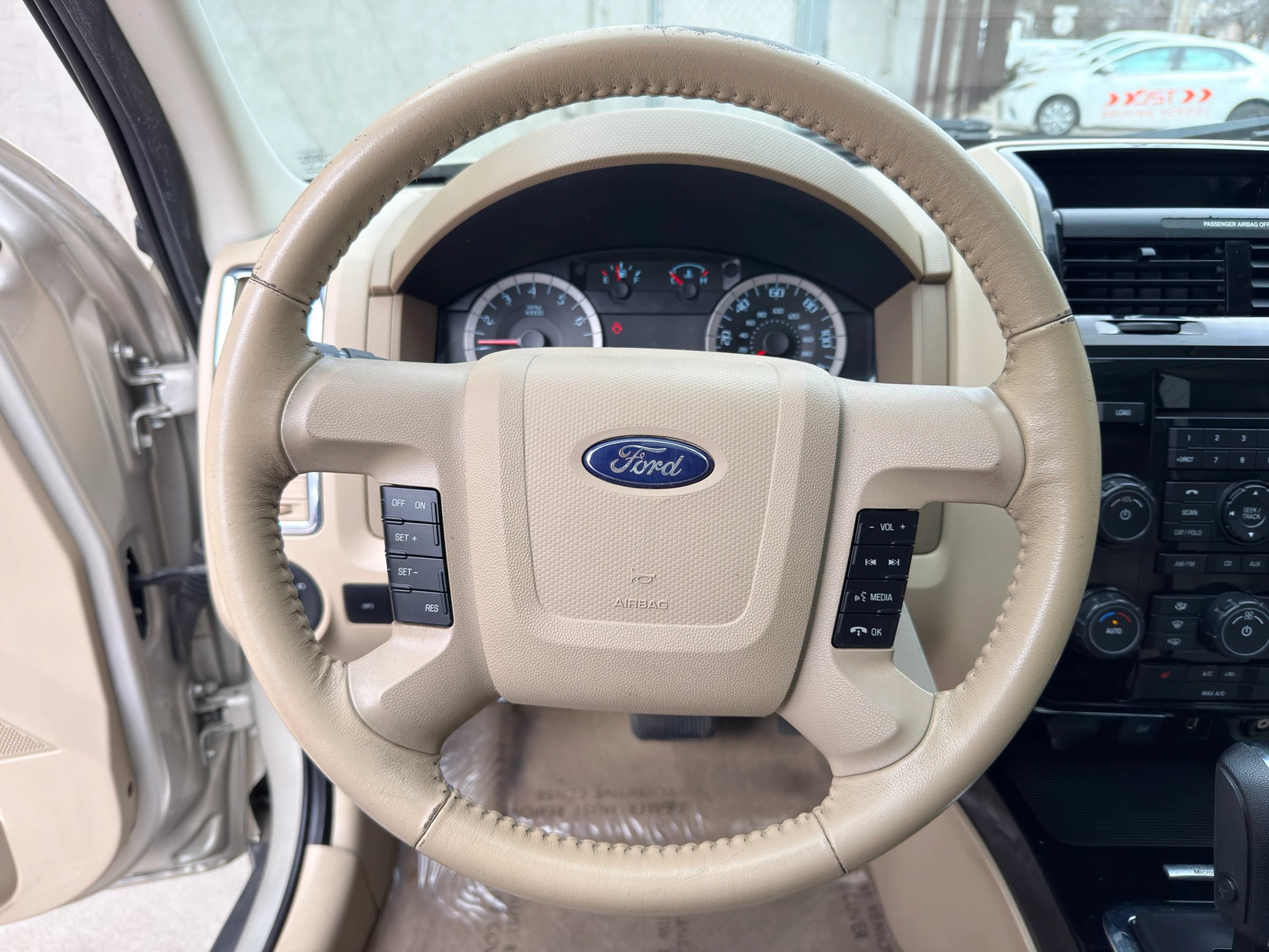 Used 2012 Ford Escape Limited AWD/4WD image 12