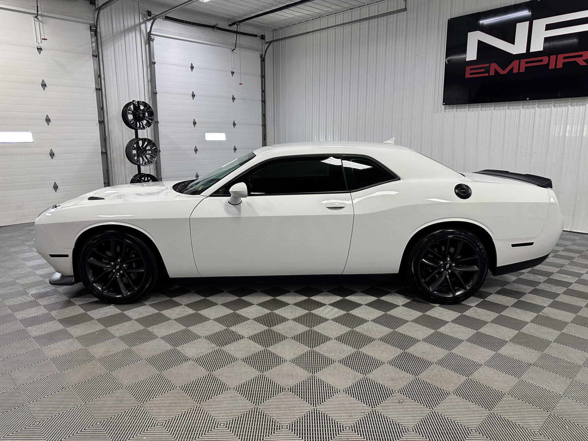 Used 2019 Dodge Challenger R/T Scat Pack image 2