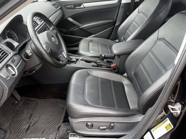 Used 2015 Volkswagen Passat 1.8T Limited Edition FWD image 18