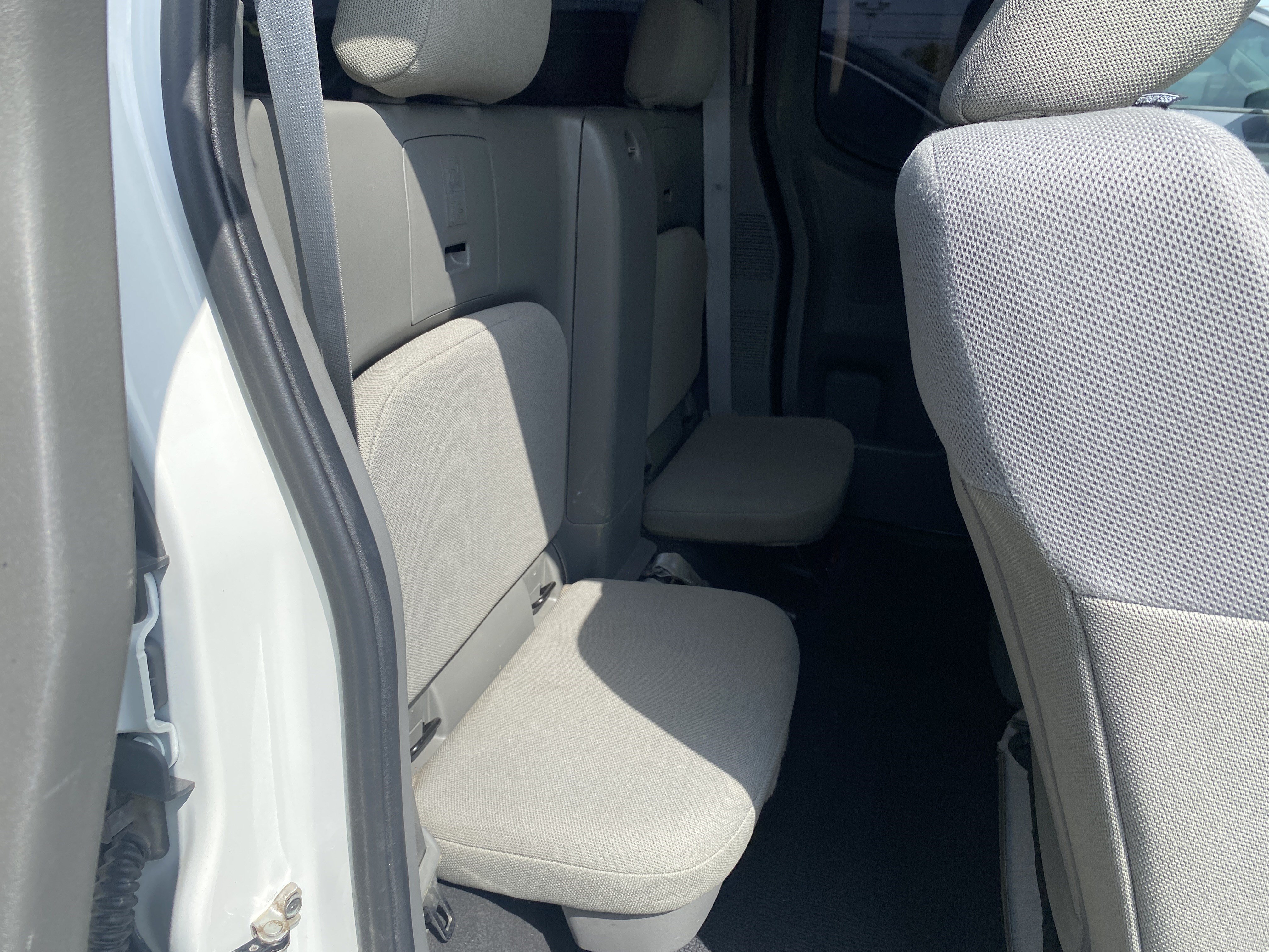 Used 2019 Nissan Frontier S RWD image 22