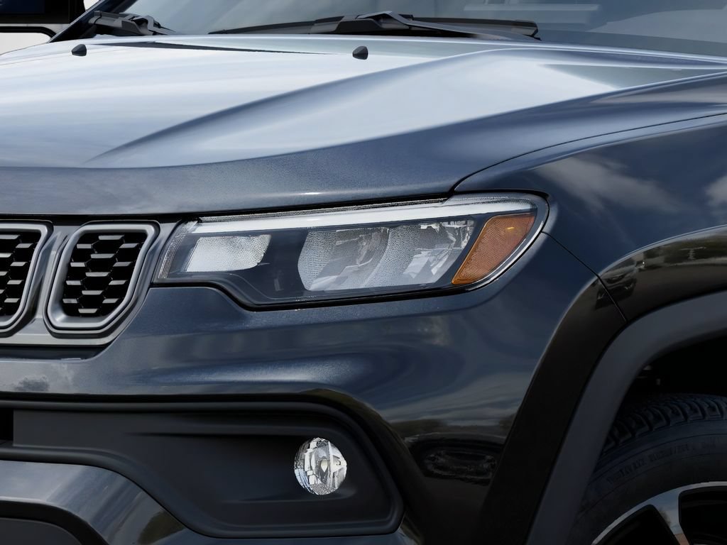 New 2026 Jeep Compass Latitude AWD/4WD image 10