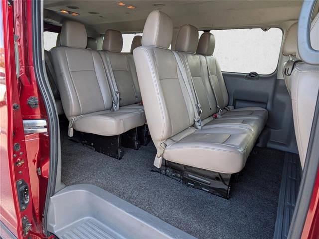Used 2016 Nissan NV 3500 SL image 18