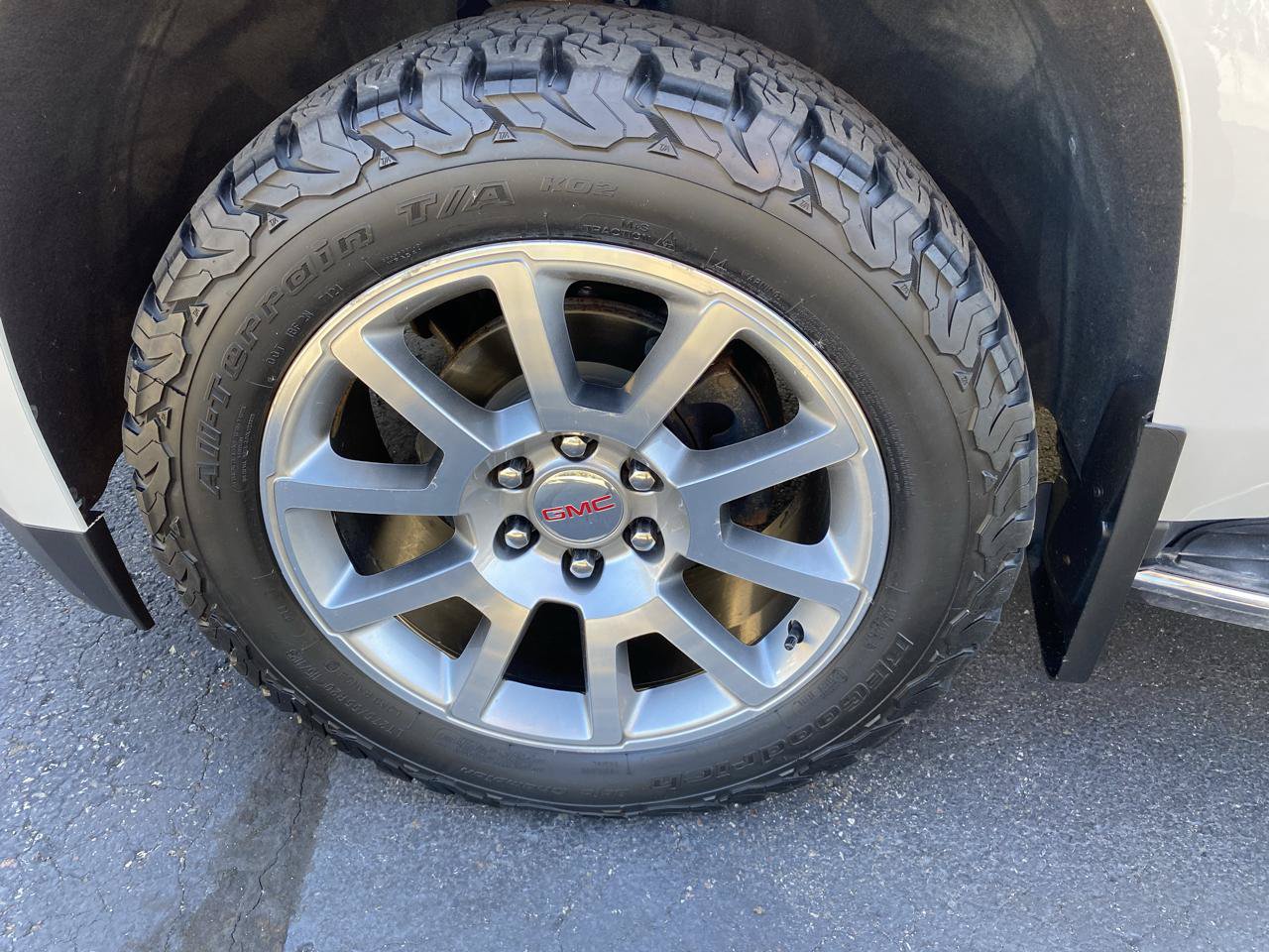 Used 2019 GMC Yukon Denali w/ Open Road Package AWD/4WD image 37