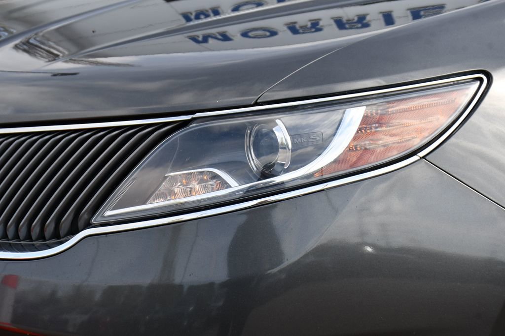 Used 2016 Lincoln MKS AWD image 37
