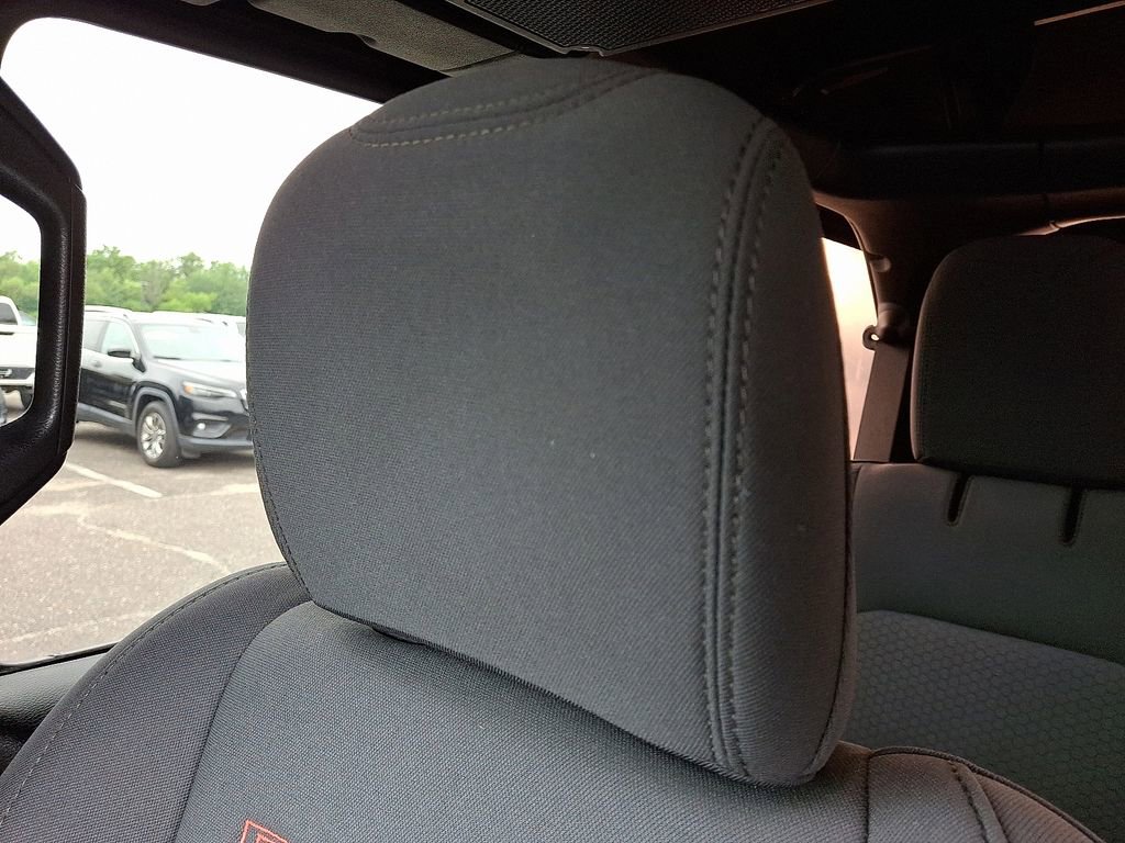 Used 2021 Jeep Wrangler Unlimited Rubicon AWD/4WD image 18