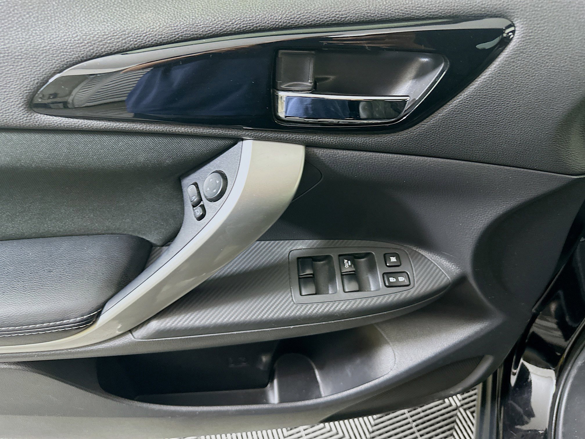 Used 2019 Mitsubishi Eclipse Cross SE image 15