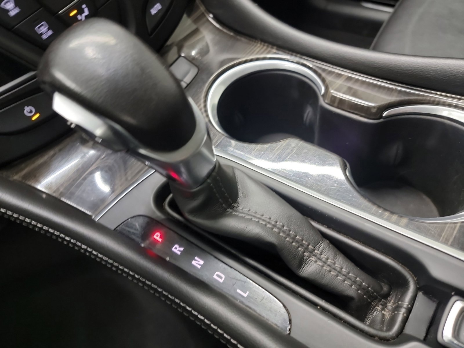 Used 2019 Buick Envision Essence image 27