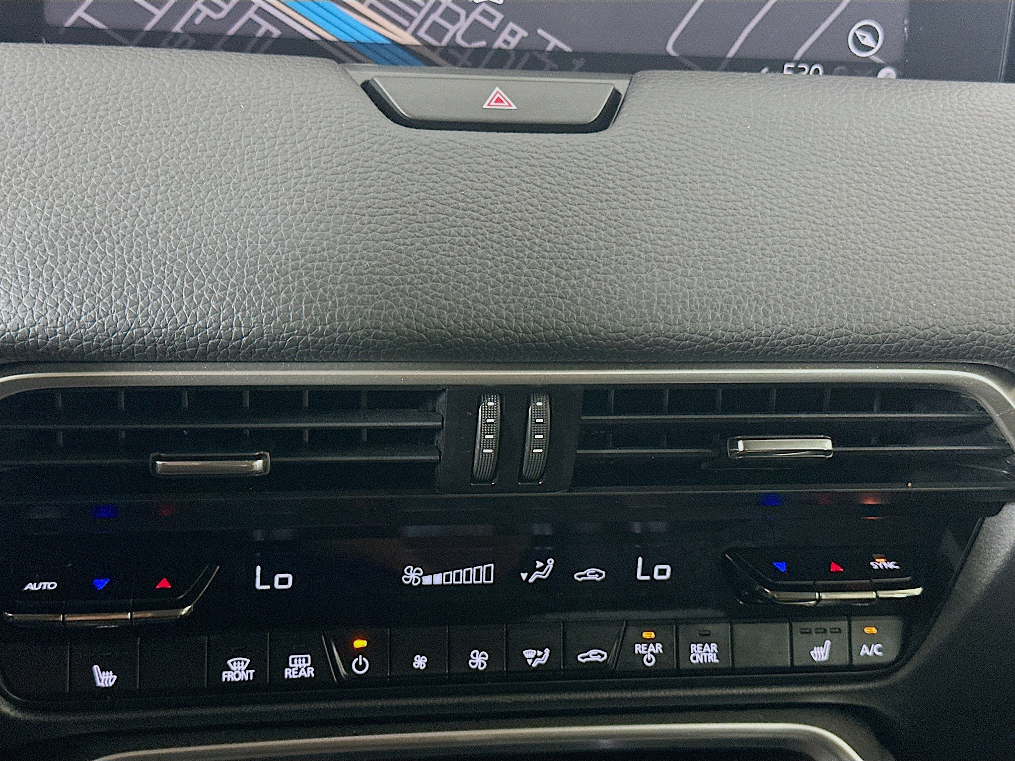 Used 2025 MAZDA CX-90 3.3 Turbo w/ Premium Sport Pkg image 24