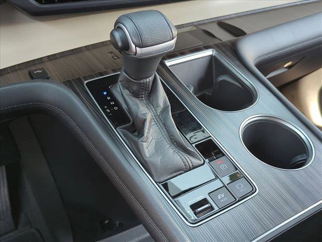 Used 2021 Toyota Sienna Platinum image 12