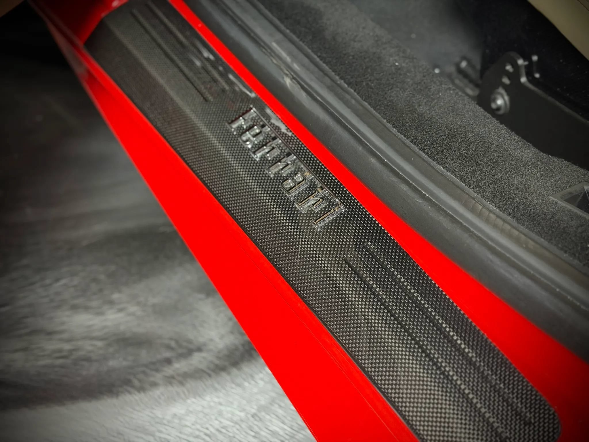 Used 2014 Ferrari 458 Italia Coupe RWD image 16