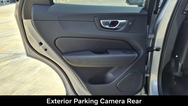 Used 2023 Volvo XC60 B5 Ultimate w/ Climate Package image 17