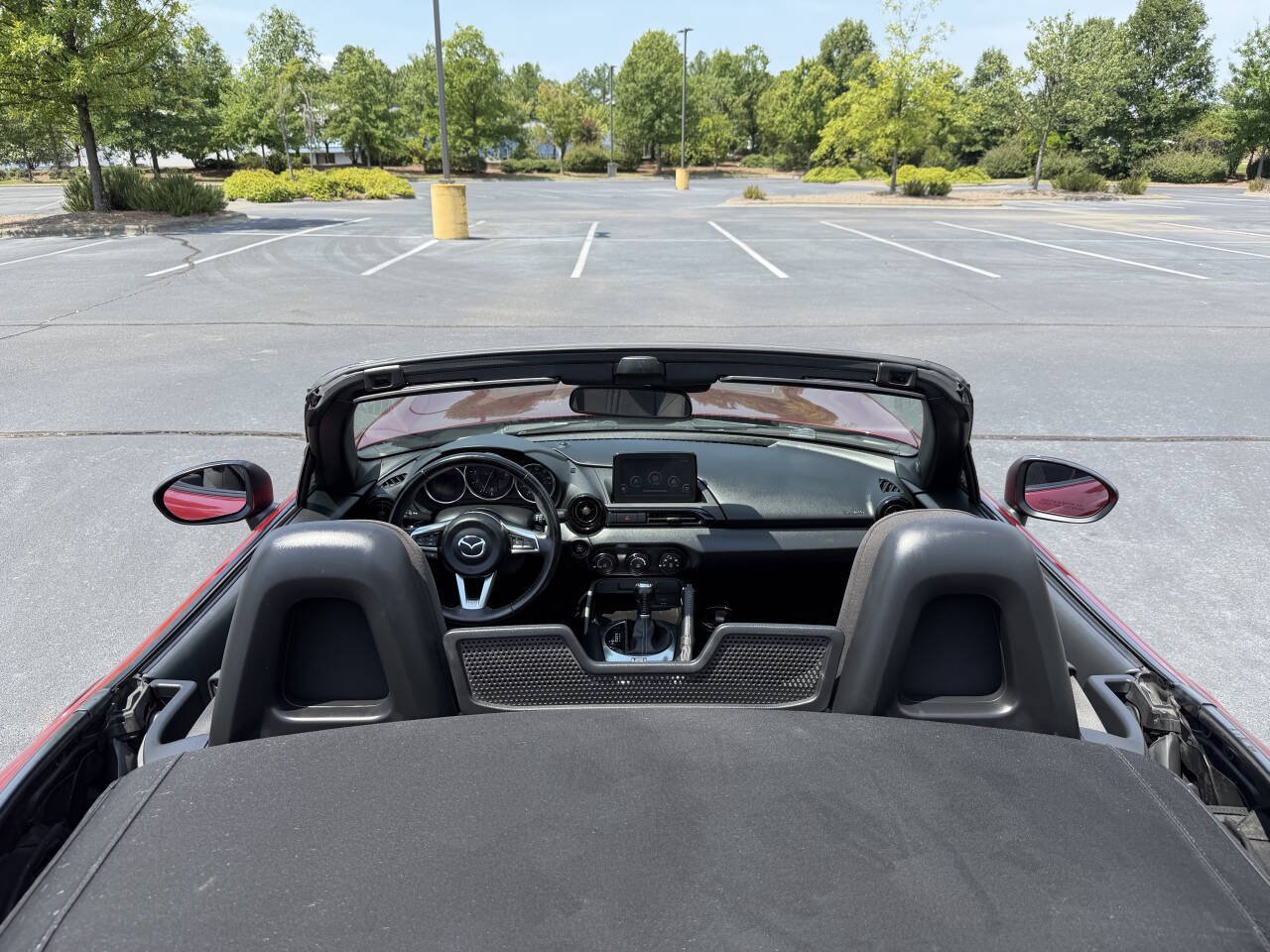 Used 2020 MAZDA MX-5 Miata Sport RWD image 19