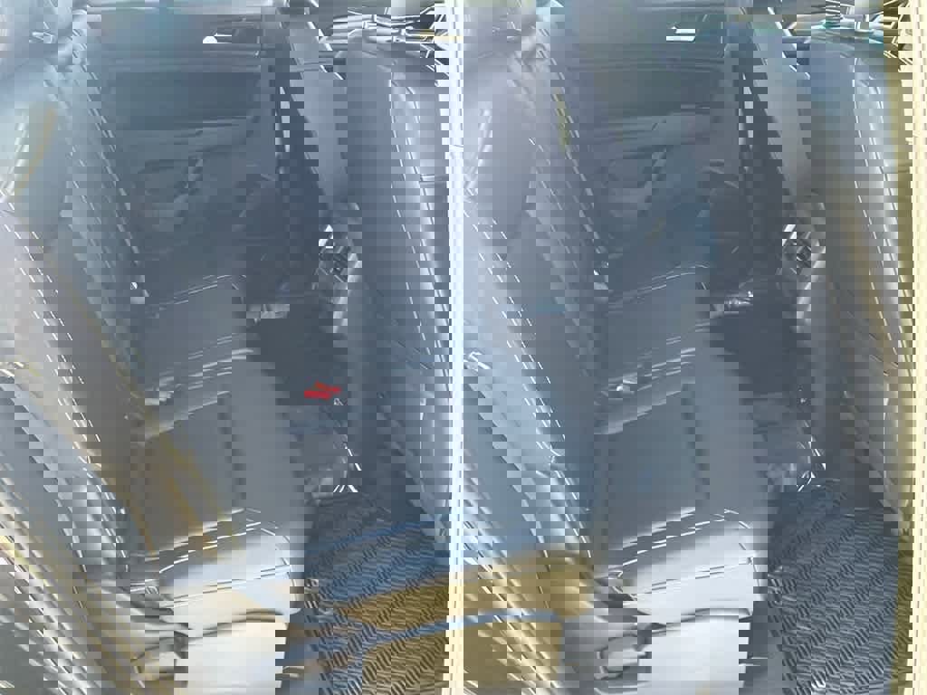 Used 2020 Volkswagen Atlas Cross Sport SE w/ Panoramic Sunroof Package image 14