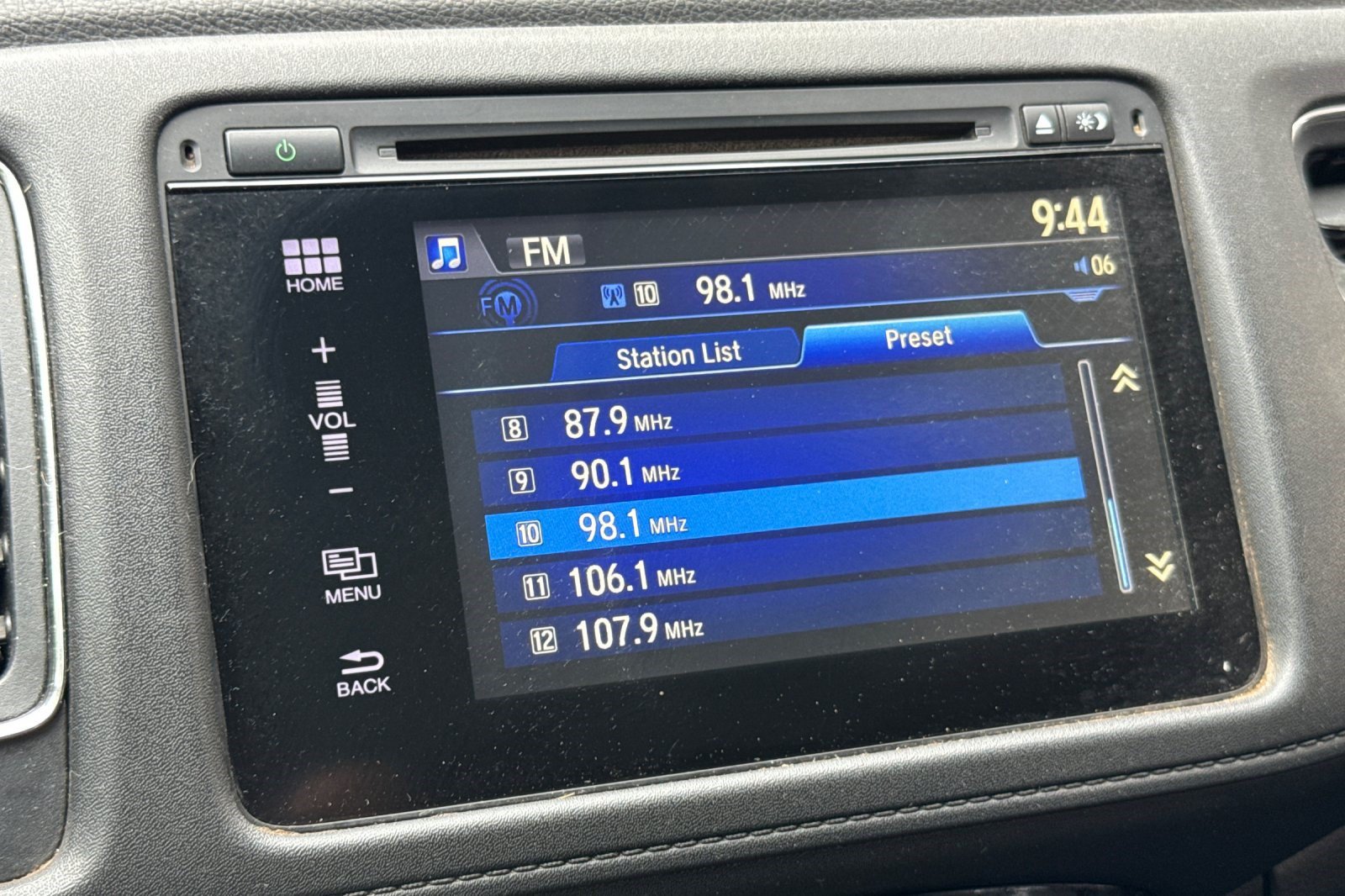 Used 2016 Honda HR-V EX image 24