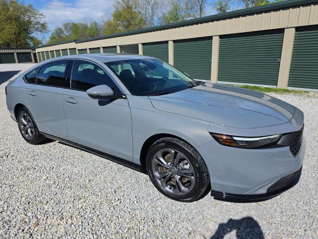 Used 2025 Honda Accord EX-L image 7