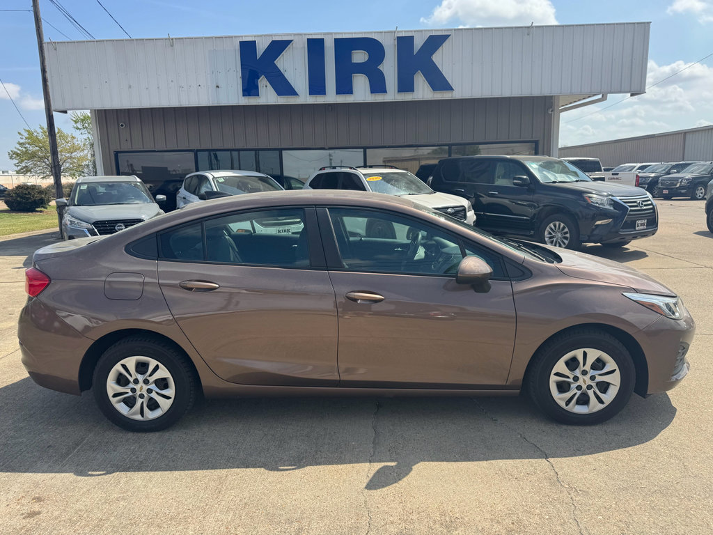Used 2019 Chevrolet Cruze LS image 6