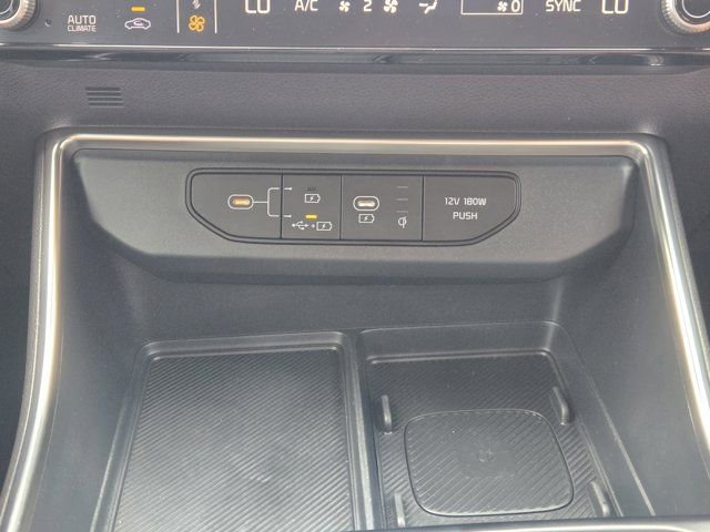 Certified 2026 Kia Carnival EX FWD image 18
