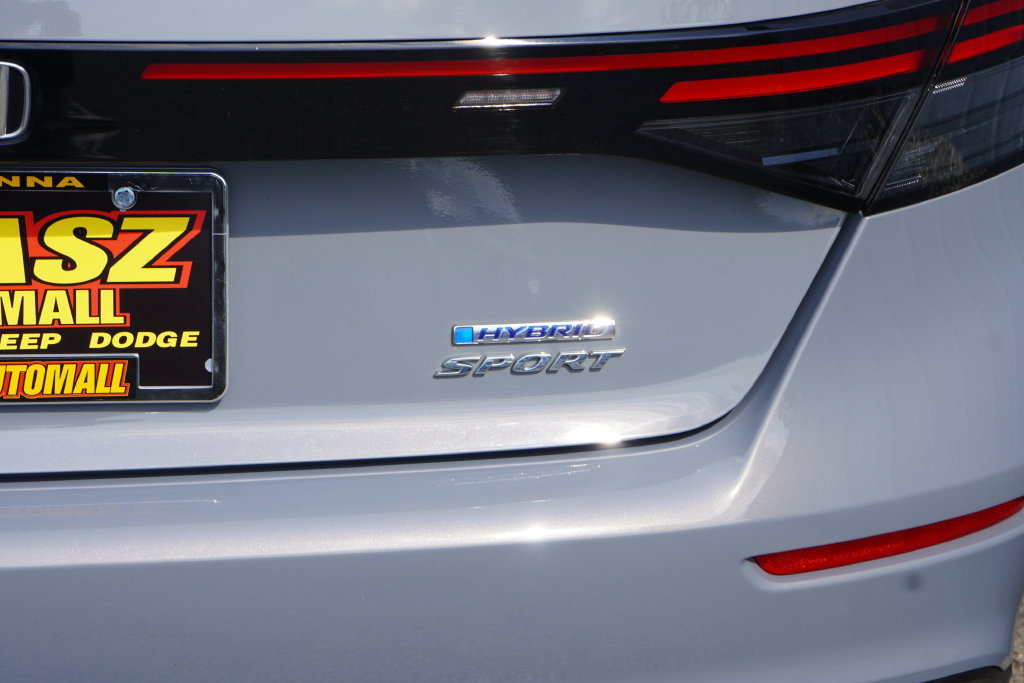 Used 2023 Honda Accord Sport image 8