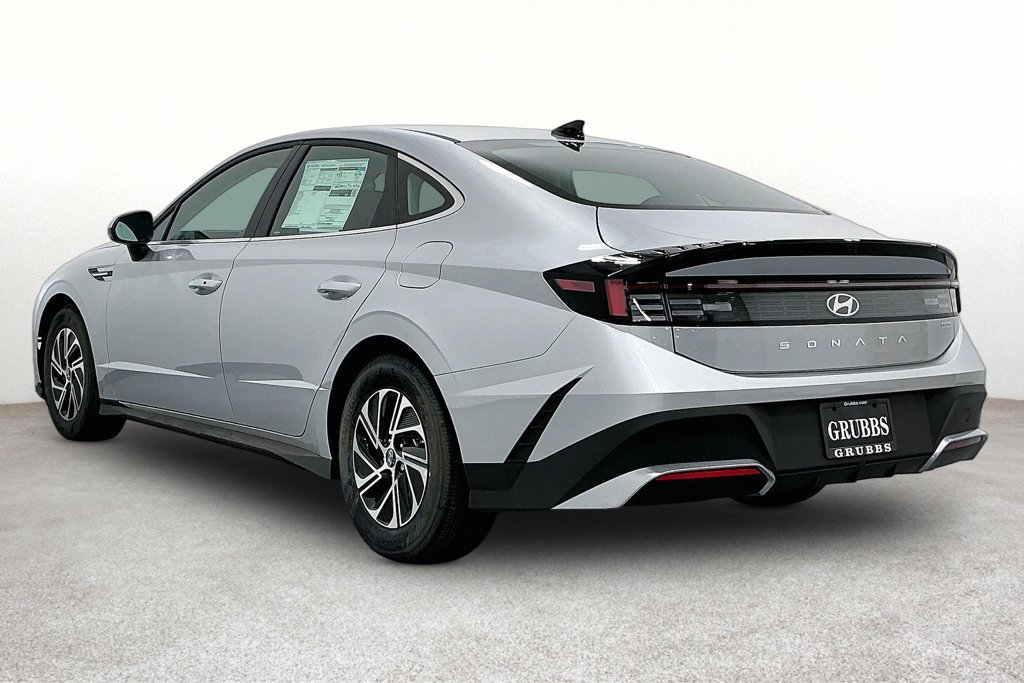 New 2026 Hyundai Sonata Blue FWD image 3