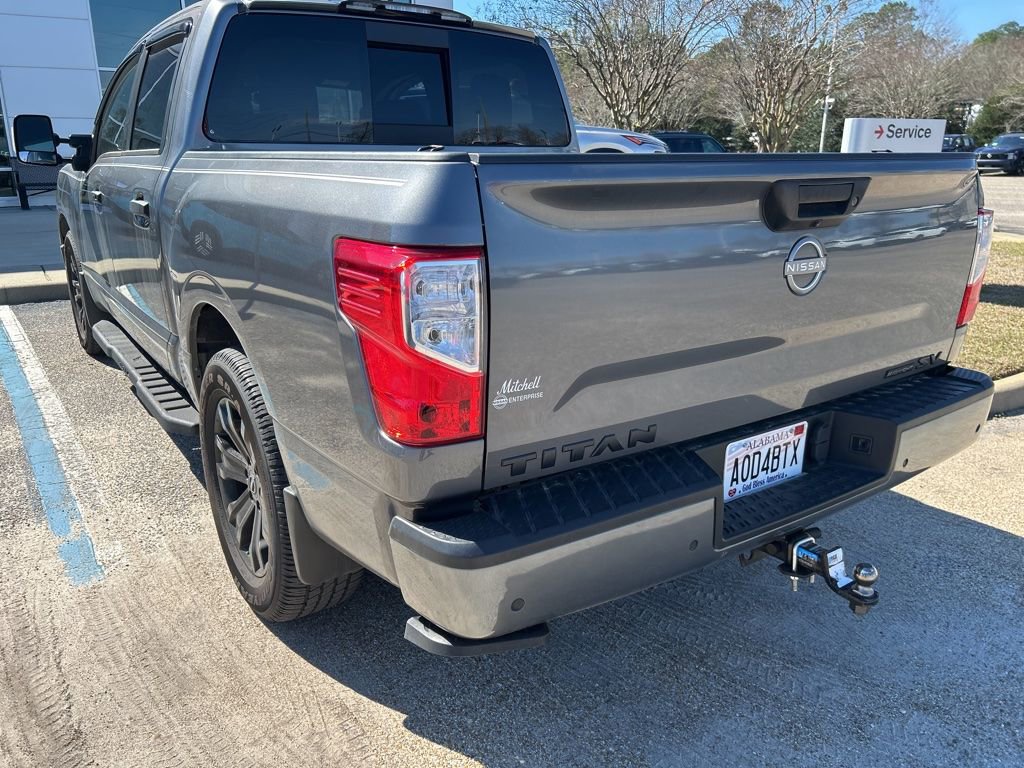 Used 2024 Nissan Titan SV w/ SV Convenience Package image 14