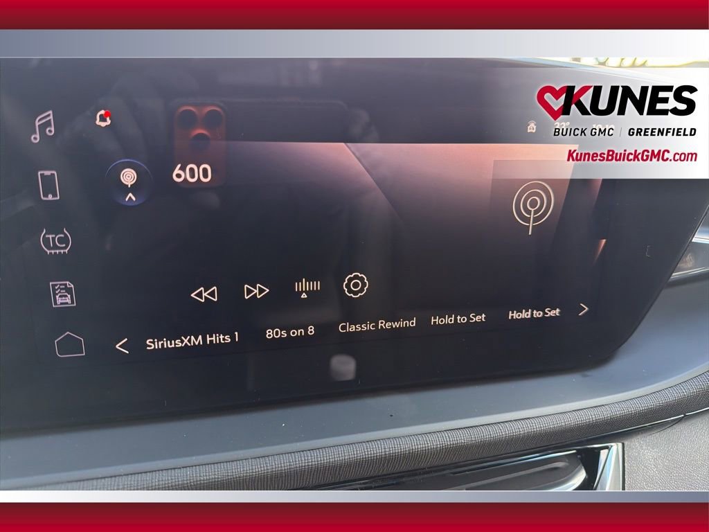 New 2026 Buick Envista Sport Touring image 27