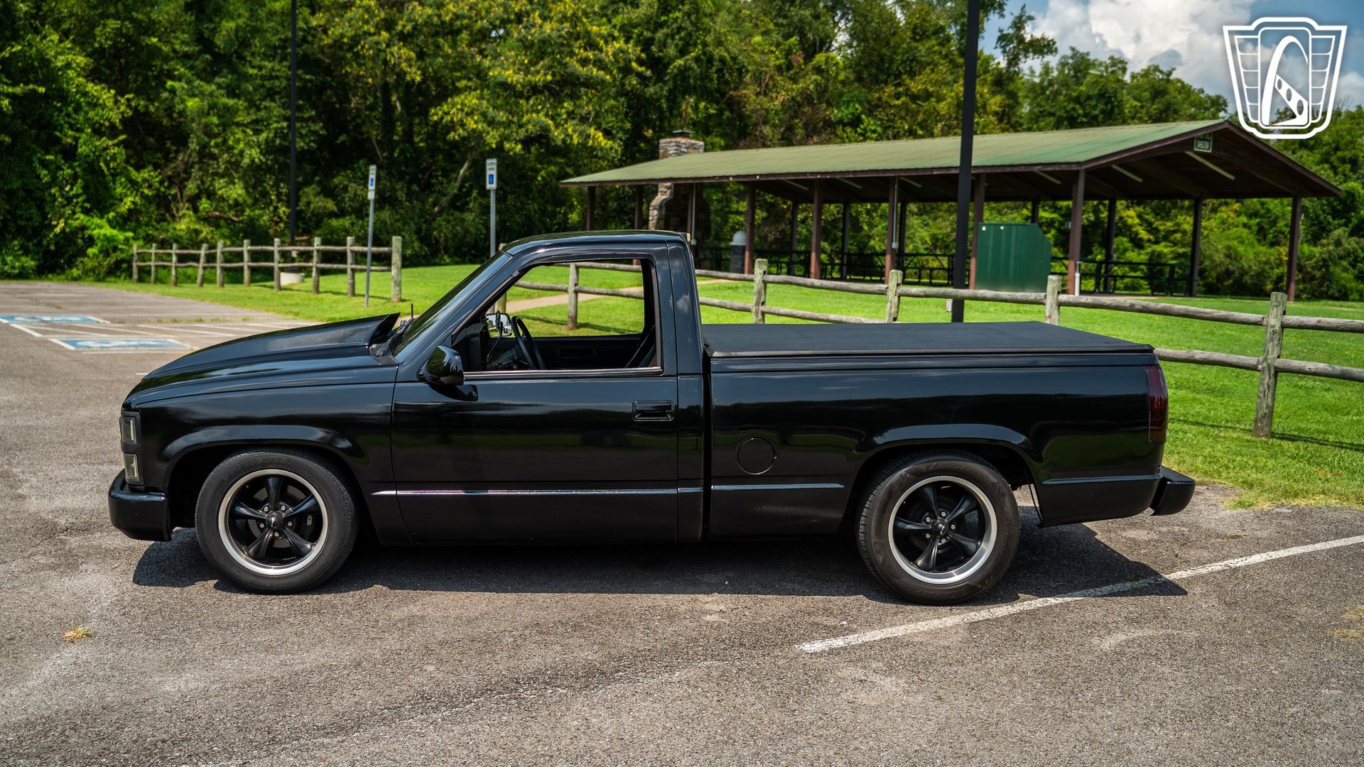 Used 1989 Chevrolet Silverado 1500 2WD Regular Cab image 8
