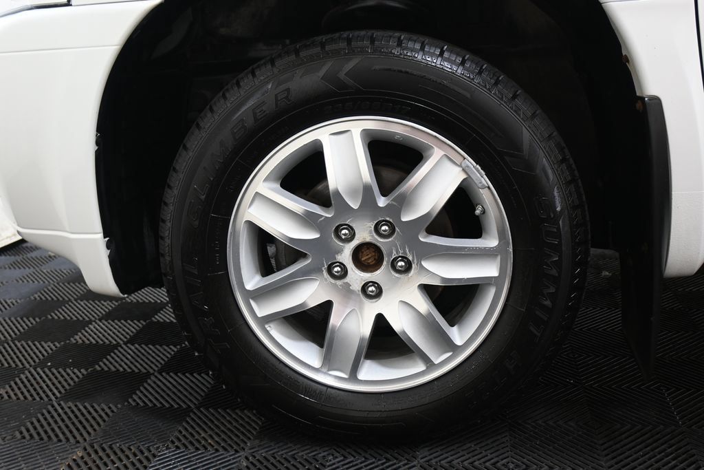 Used 2011 Mitsubishi Endeavor LS AWD/4WD image 28