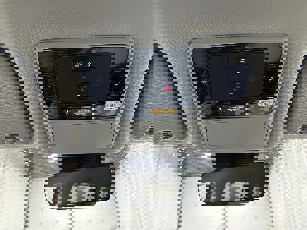 Used 2025 Toyota Grand Highlander AWD image 43